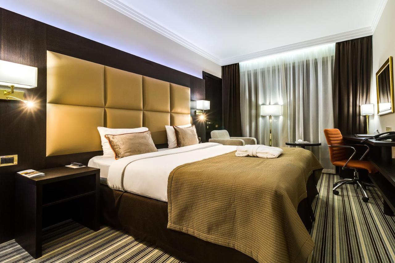 Premier Hotel Dnister Λβιβ Δωμάτιο φωτογραφία