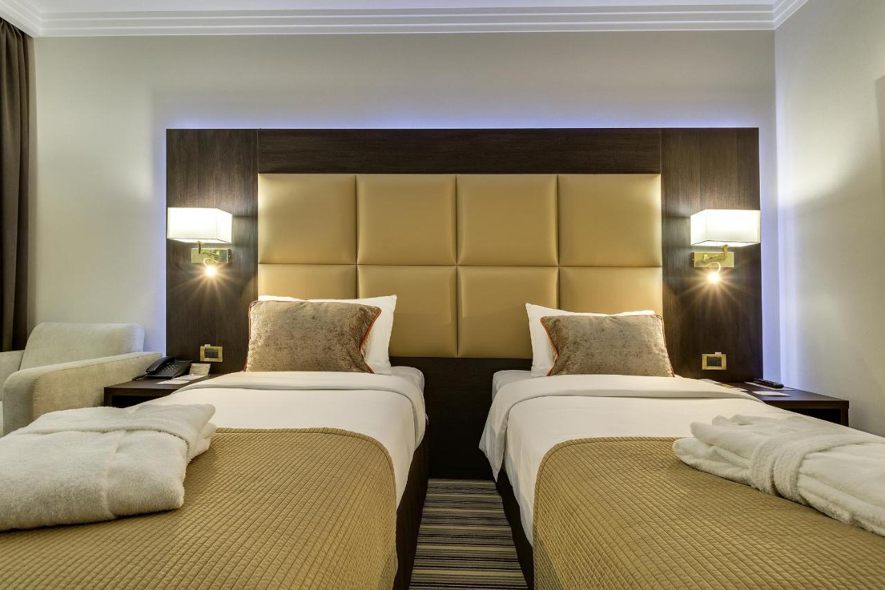 Premier Hotel Dnister Λβιβ Δωμάτιο φωτογραφία