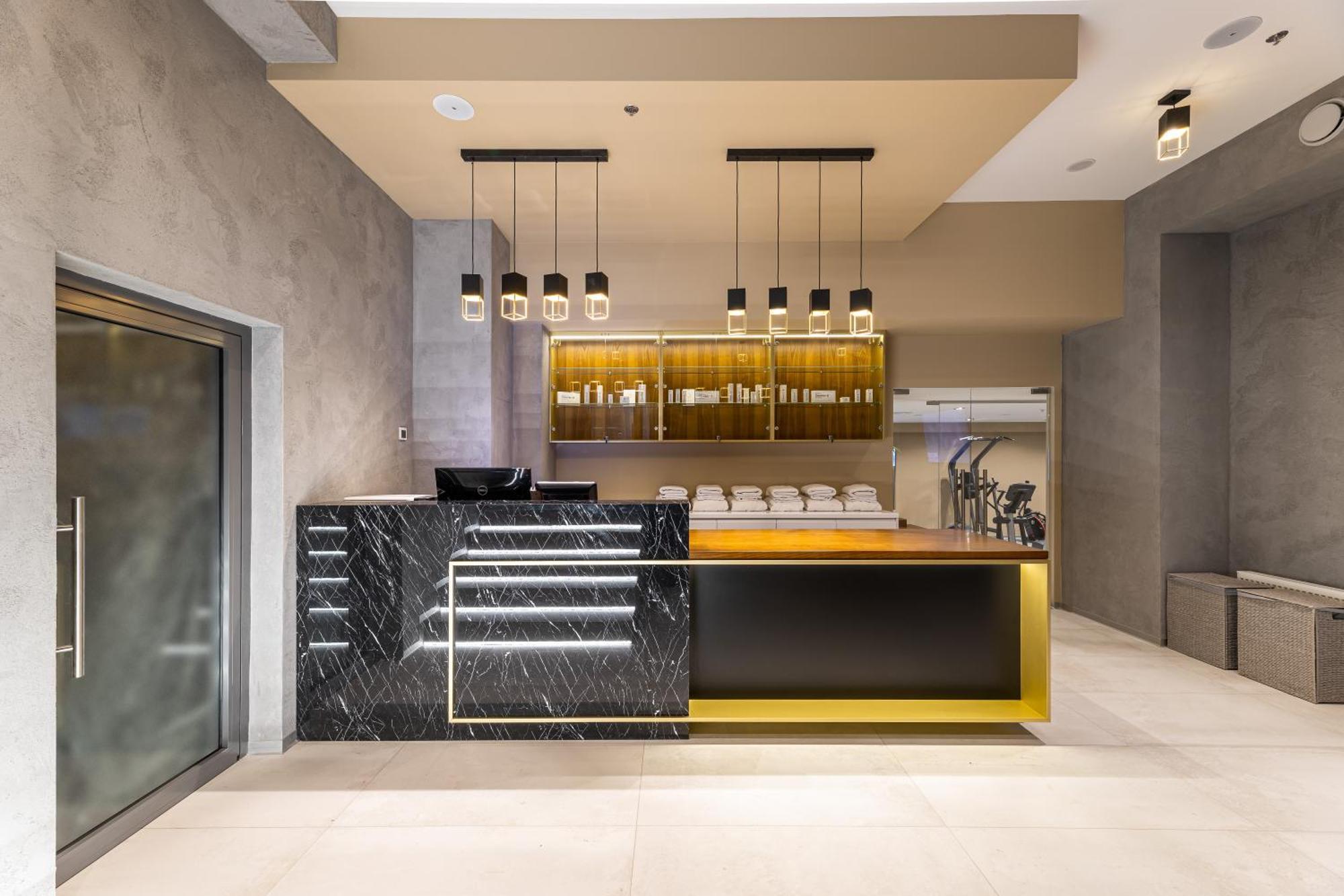 Premier Hotel Dnister Λβιβ Εξωτερικό φωτογραφία