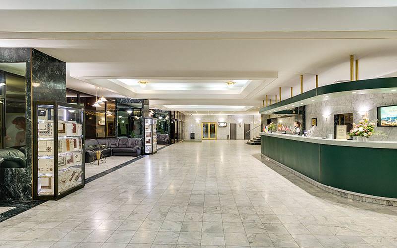 Premier Hotel Dnister Λβιβ Εξωτερικό φωτογραφία