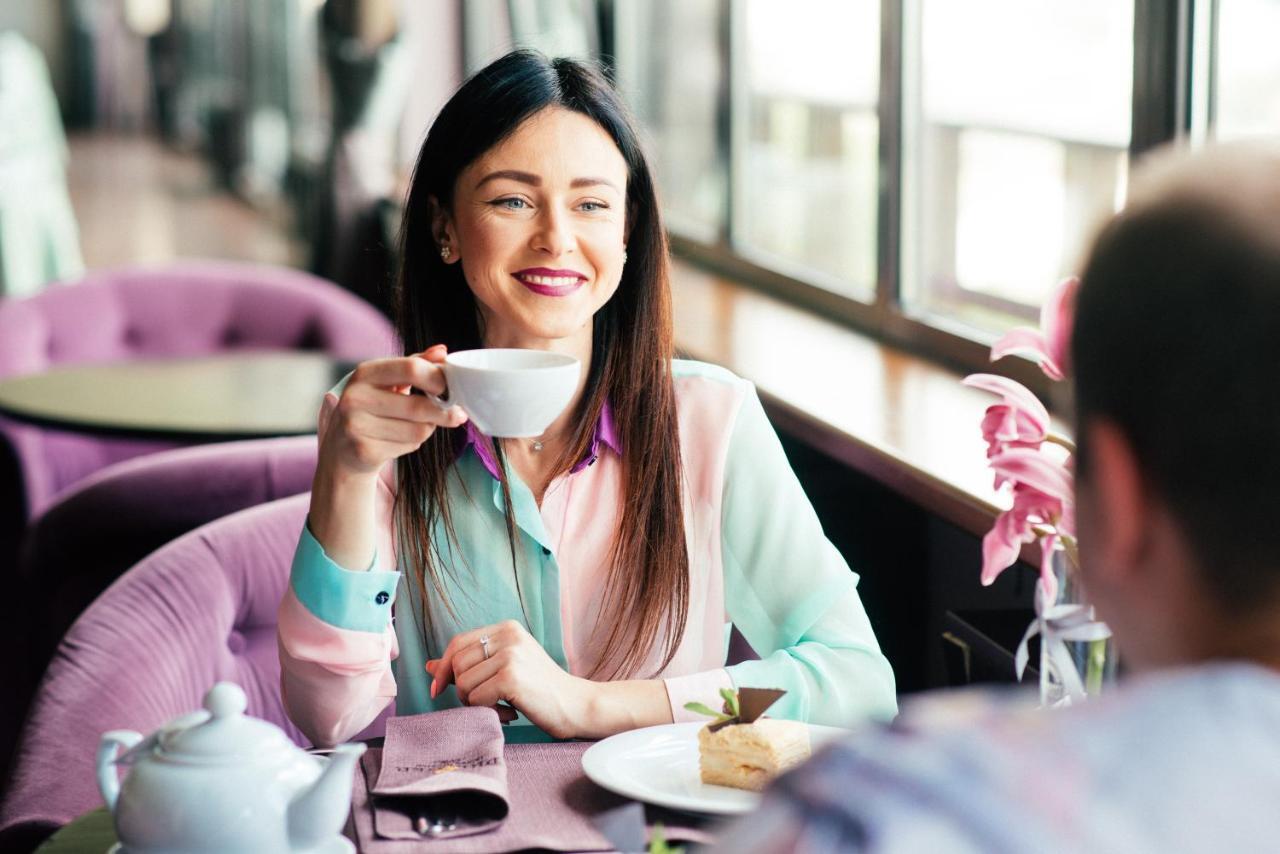 Premier Hotel Dnister Λβιβ Εξωτερικό φωτογραφία